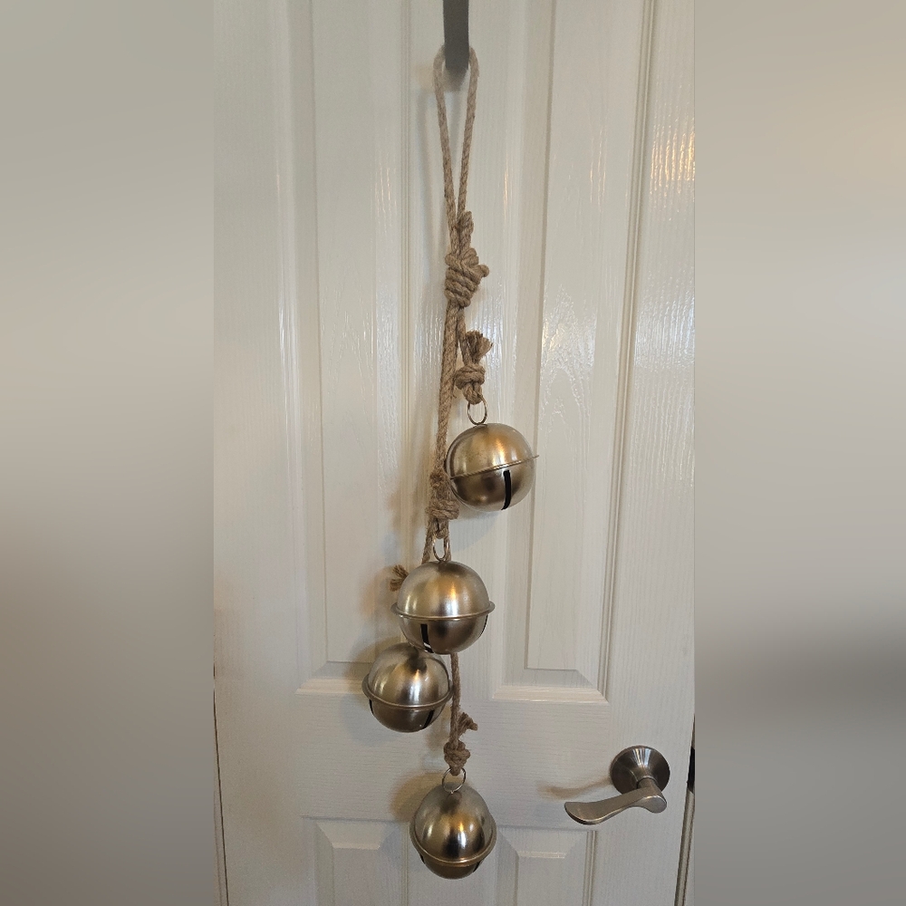 Hanging Silver Bells
